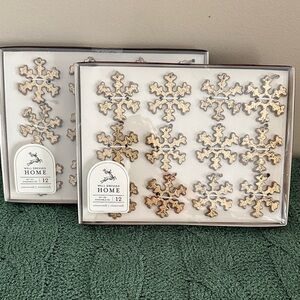 Well Dressed Home Holiday Christmas Tree Ornaments Gold Snowflakes 24 NEW!